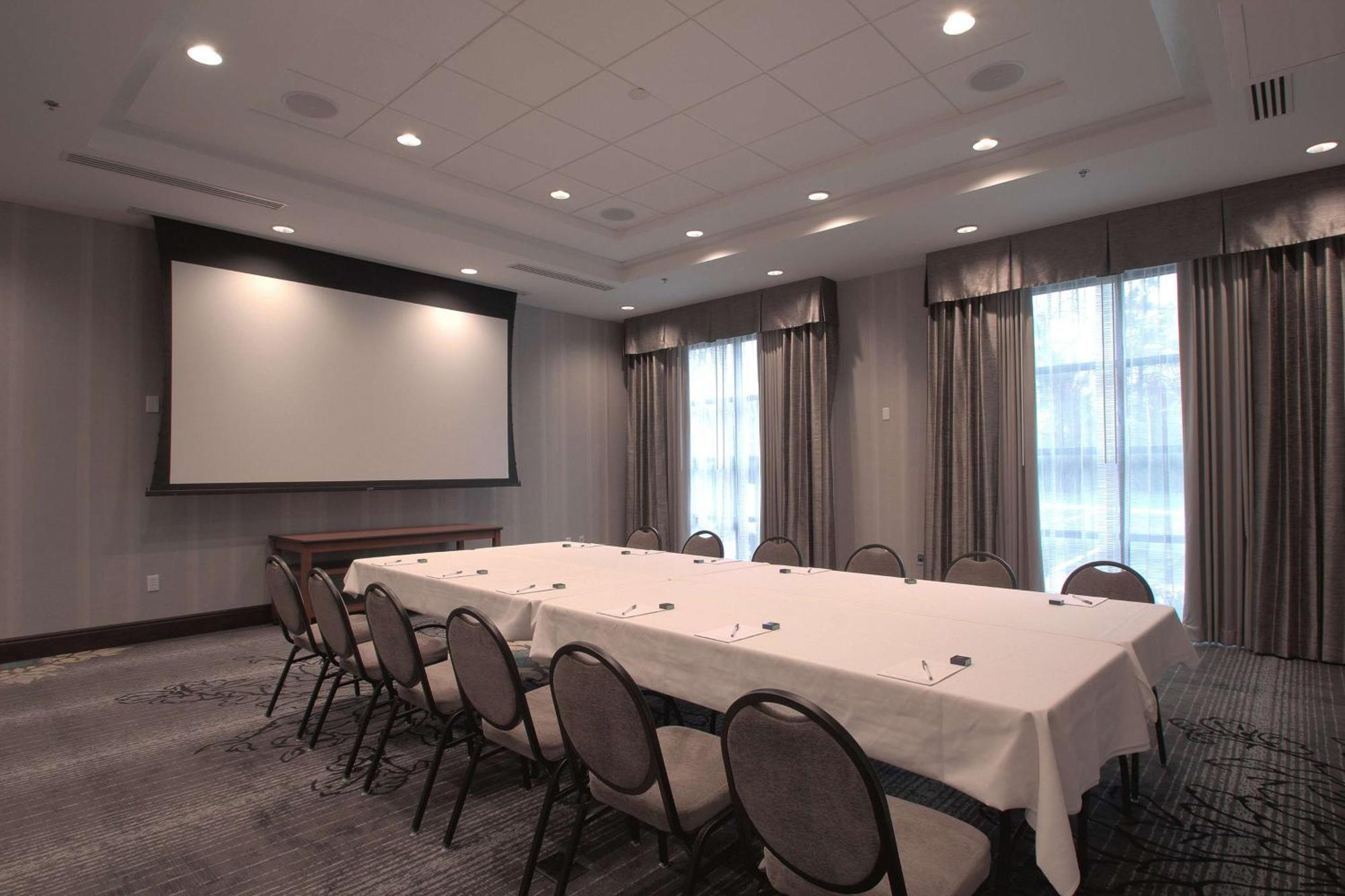 Hampton Inn & Suites Columbus/University Area Екстер'єр фото