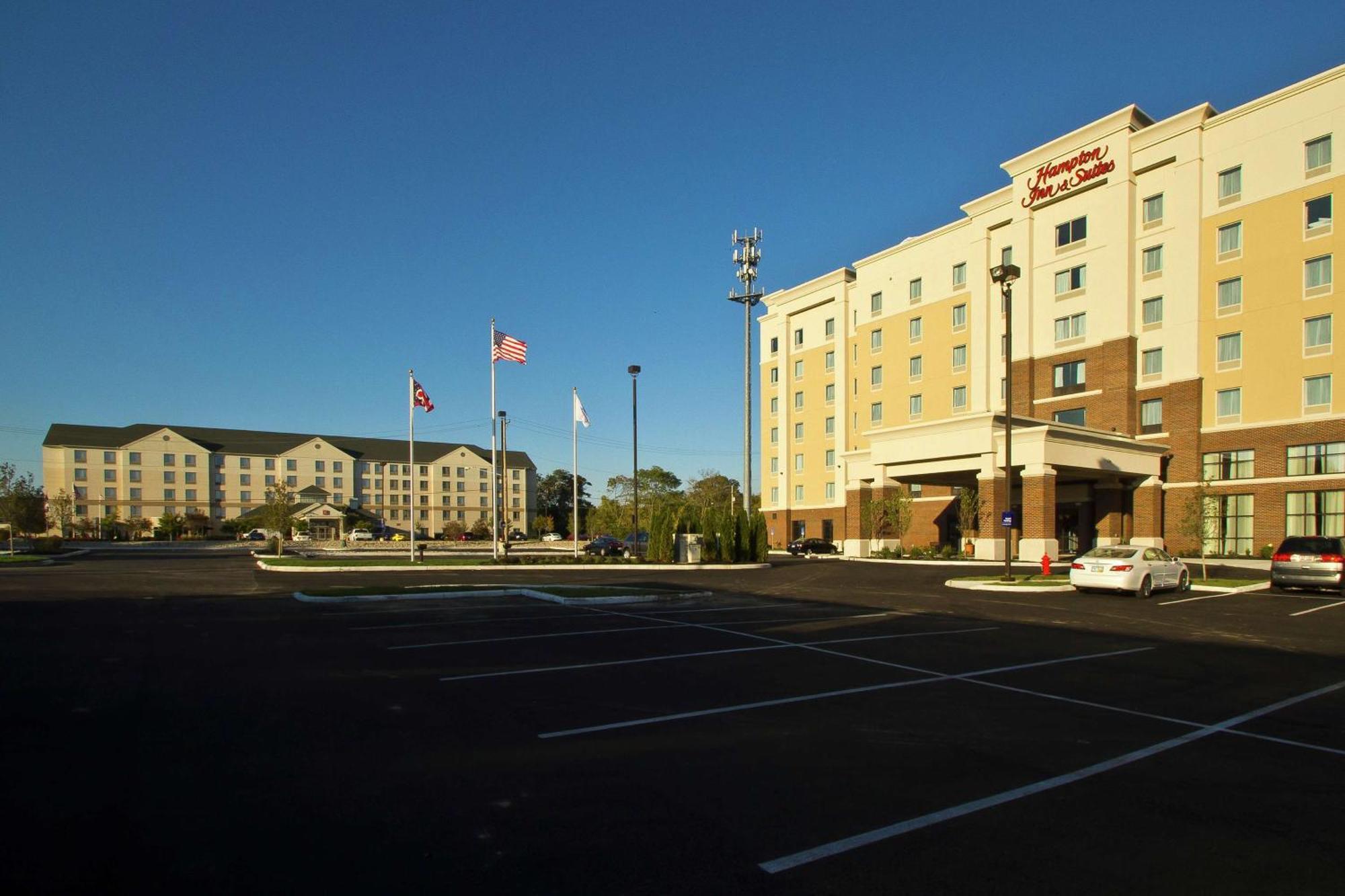 Hampton Inn & Suites Columbus/University Area Екстер'єр фото